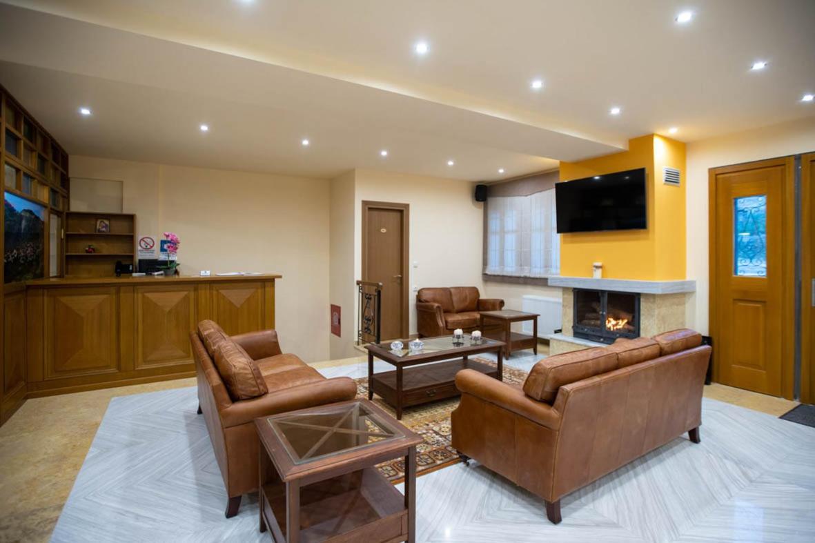 Rentinia Inn Rentina Екстер'єр фото