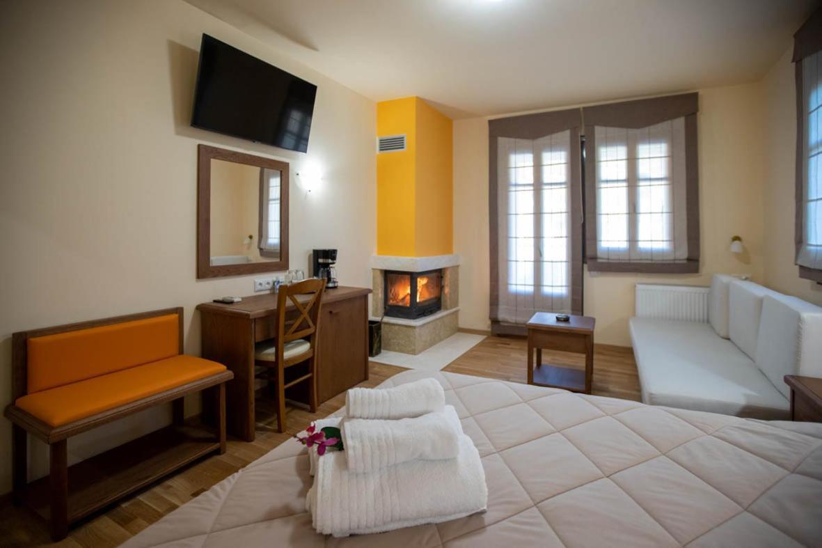 Rentinia Inn Rentina Екстер'єр фото