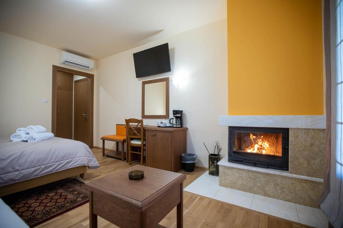 Rentinia Inn Rentina Екстер'єр фото