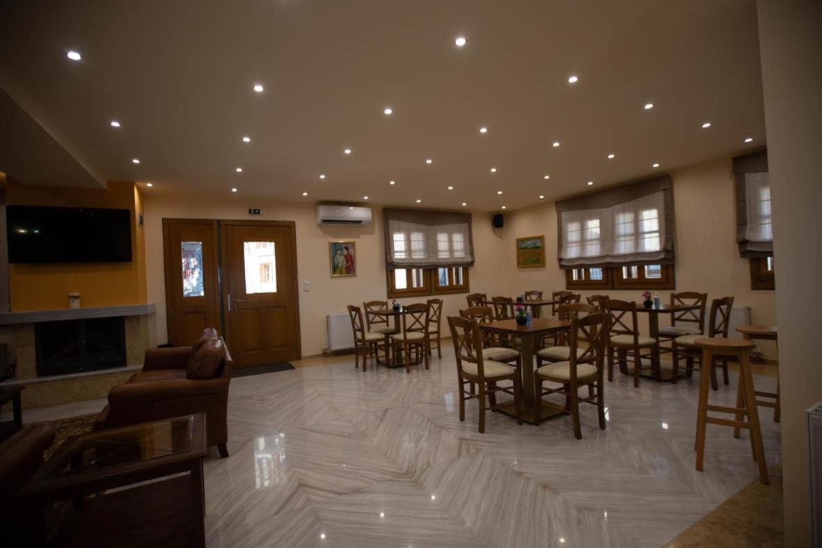 Rentinia Inn Rentina Екстер'єр фото