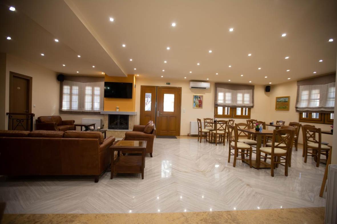 Rentinia Inn Rentina Екстер'єр фото