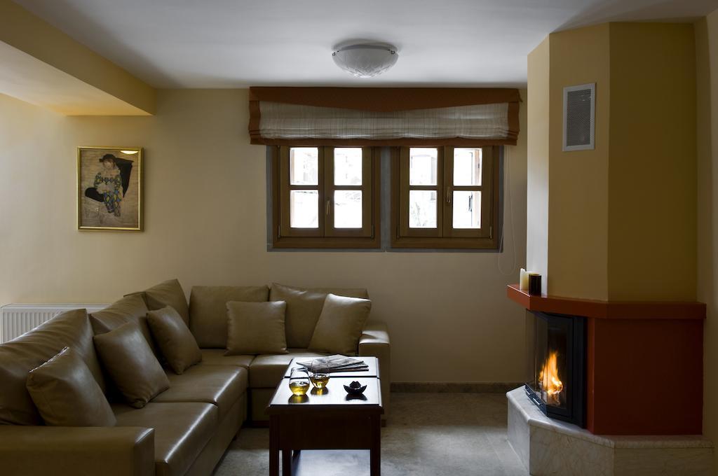 Rentinia Inn Rentina Екстер'єр фото